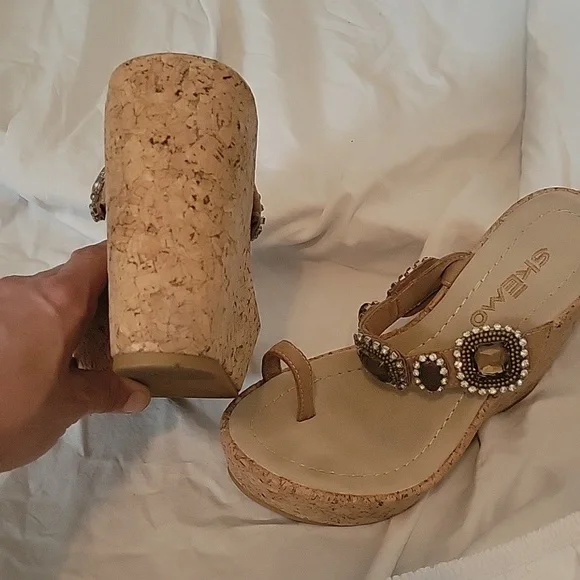 Women's shoes - Picture 3 of 4